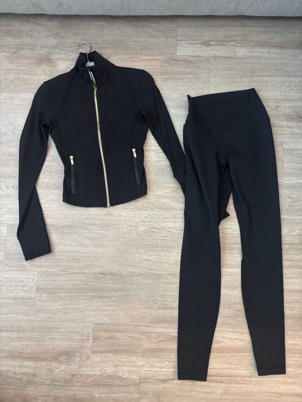 Lululemon Black High-Waist Leggings with Zip-Front Jacket